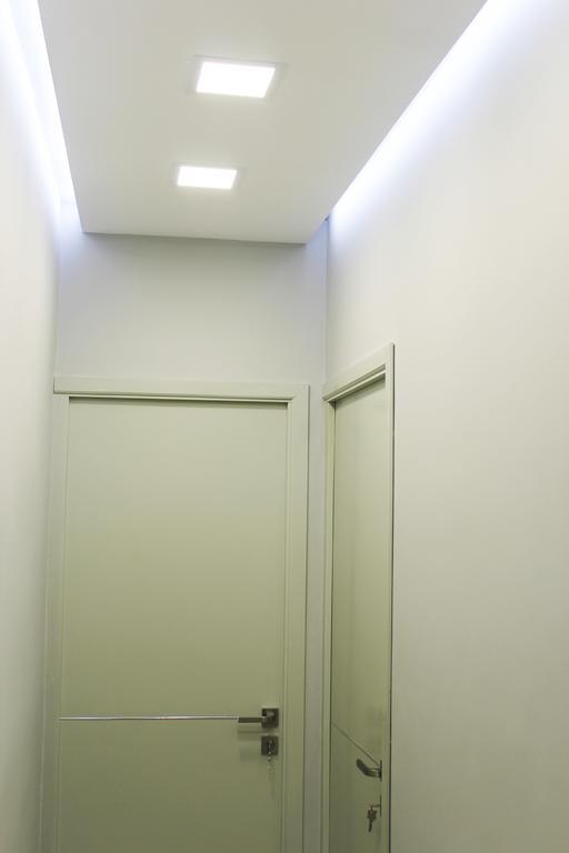 Studio Rooms On The 2Nd Floor 耶烈万 外观 照片
